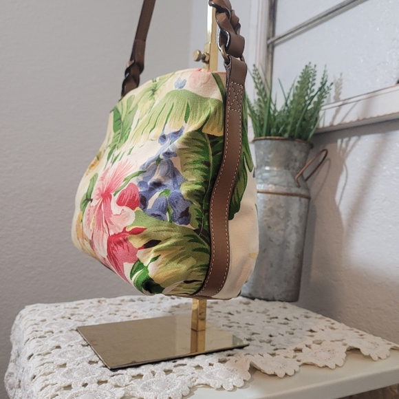 Fossil Cream Floral Print Canvas Shoulder Bag - Picture 4 of 12